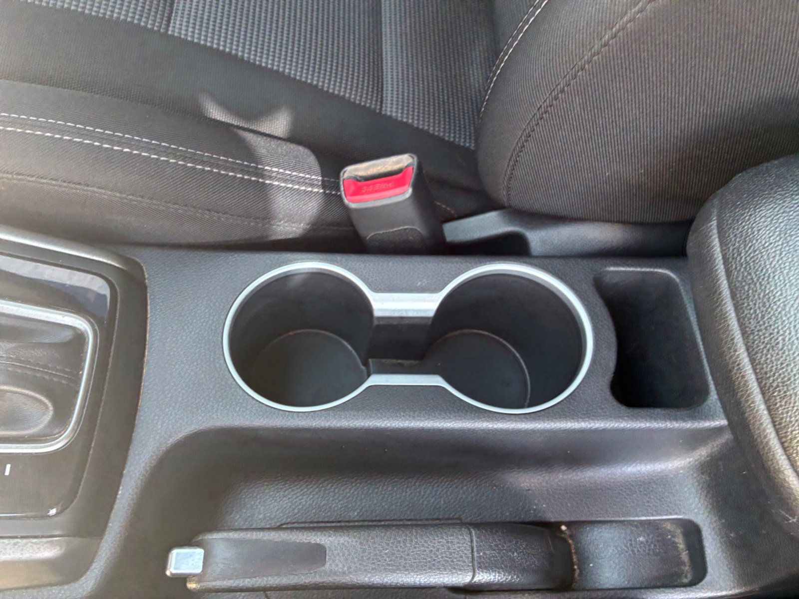 Used 2017 Hyundai Elantra GT image 31