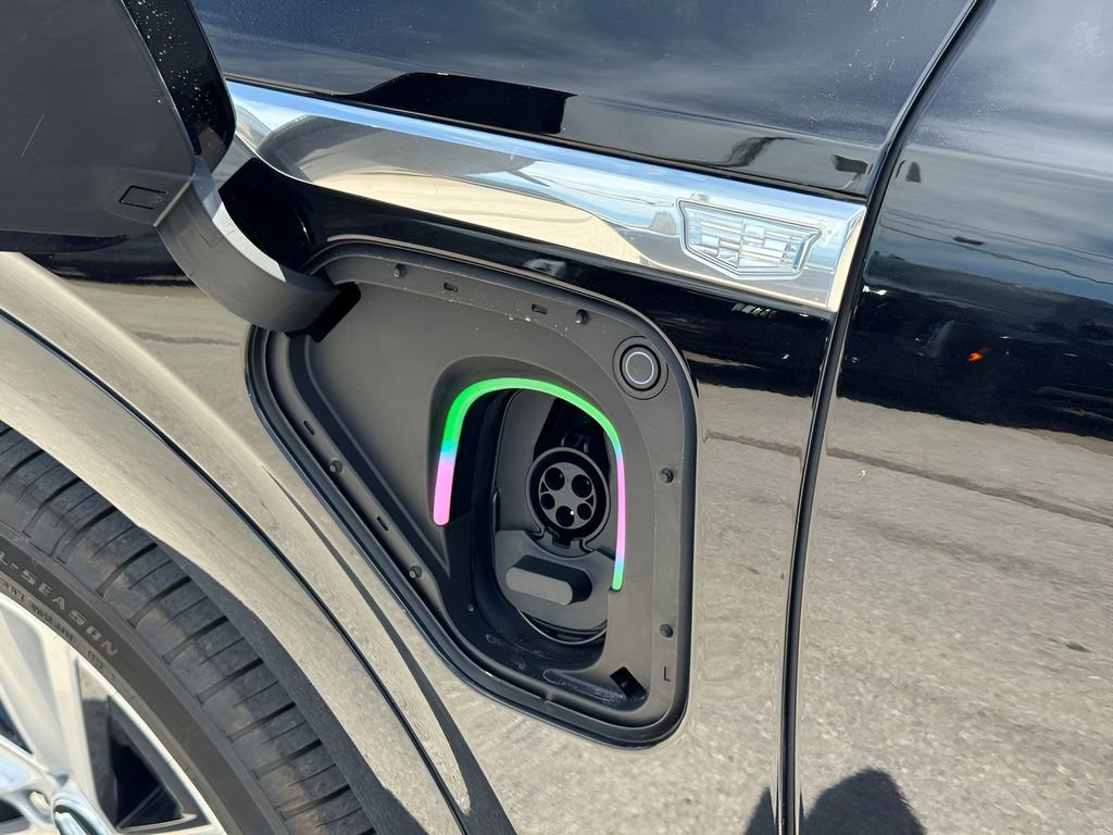New 2026 Cadillac Vistiq Luxury AWD/4WD image 5