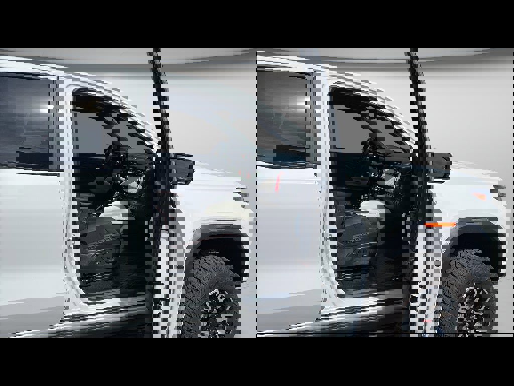 Used 2026 GMC Canyon AT4X image 19