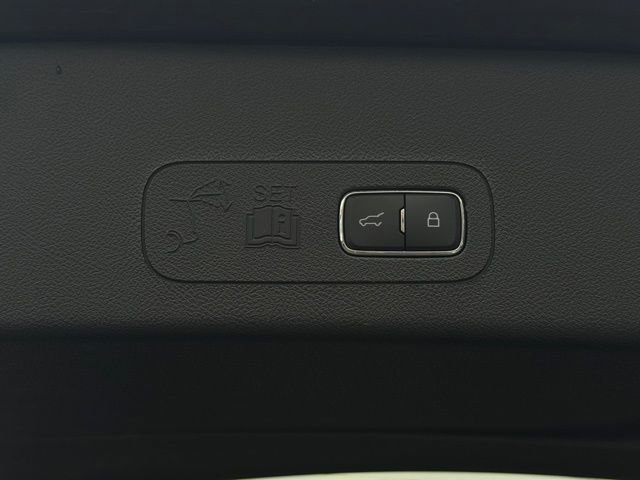 New 2026 Lincoln Aviator AWD image 11