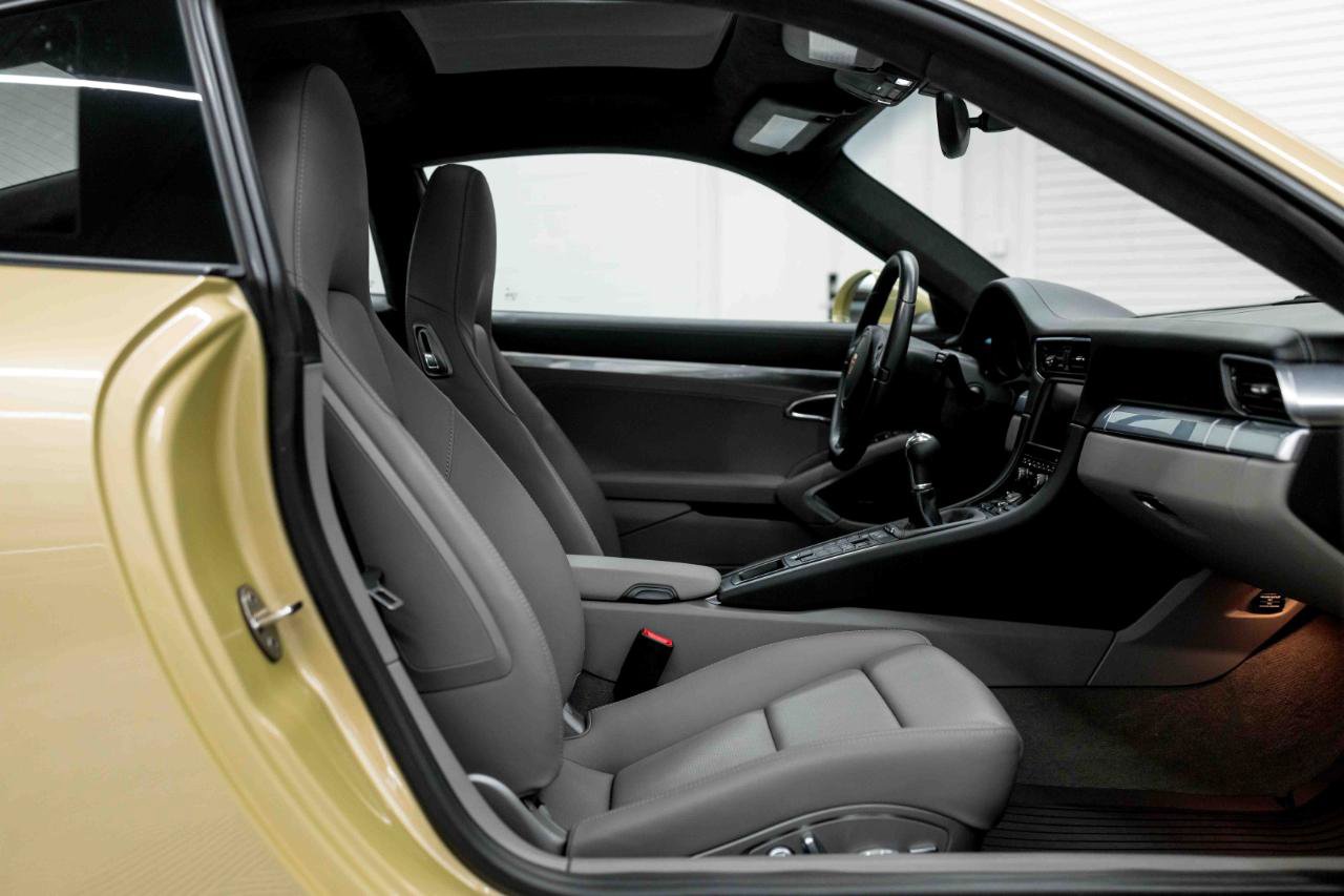Used 2014 Porsche 911 Carrera S RWD image 42