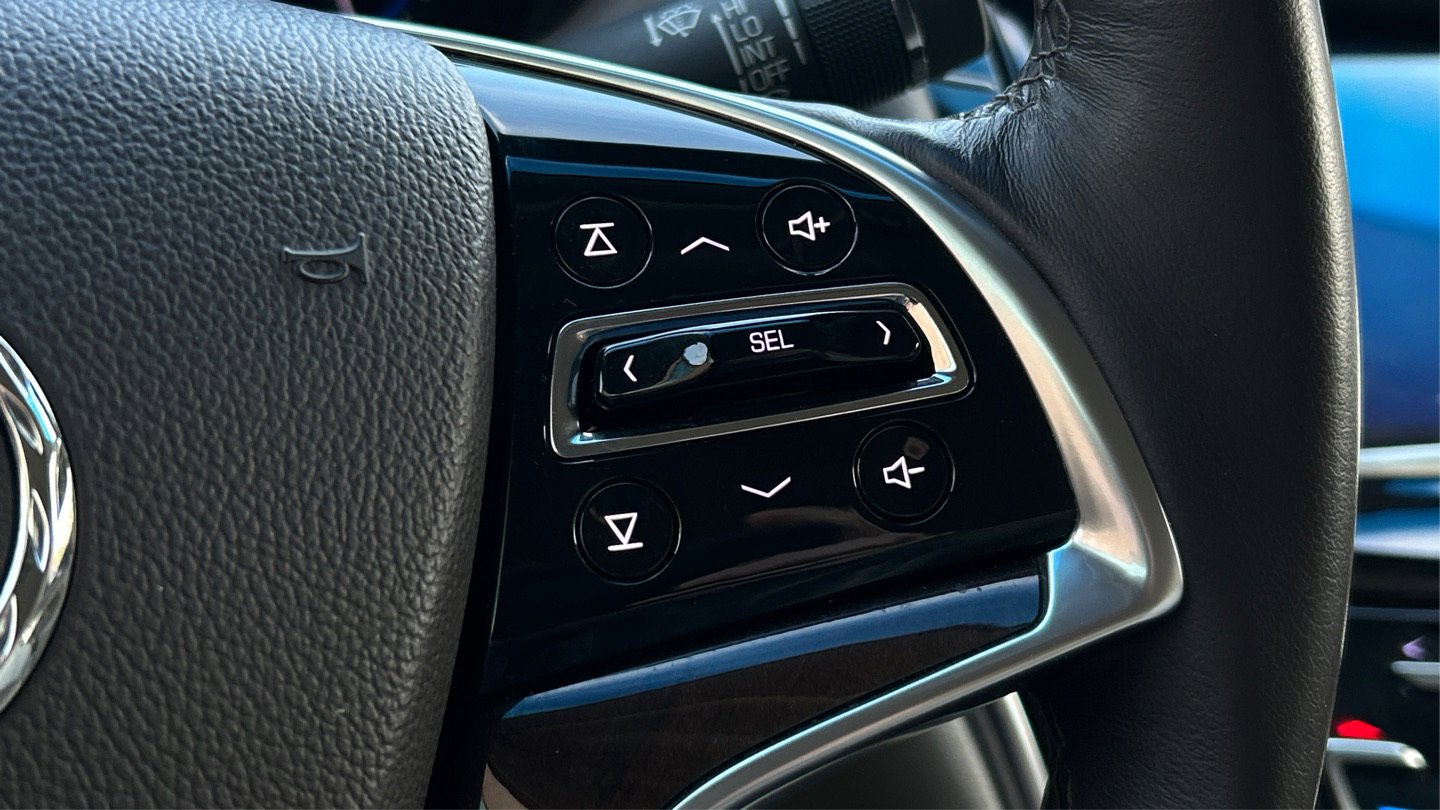 Used 2014 Cadillac XTS Luxury image 33