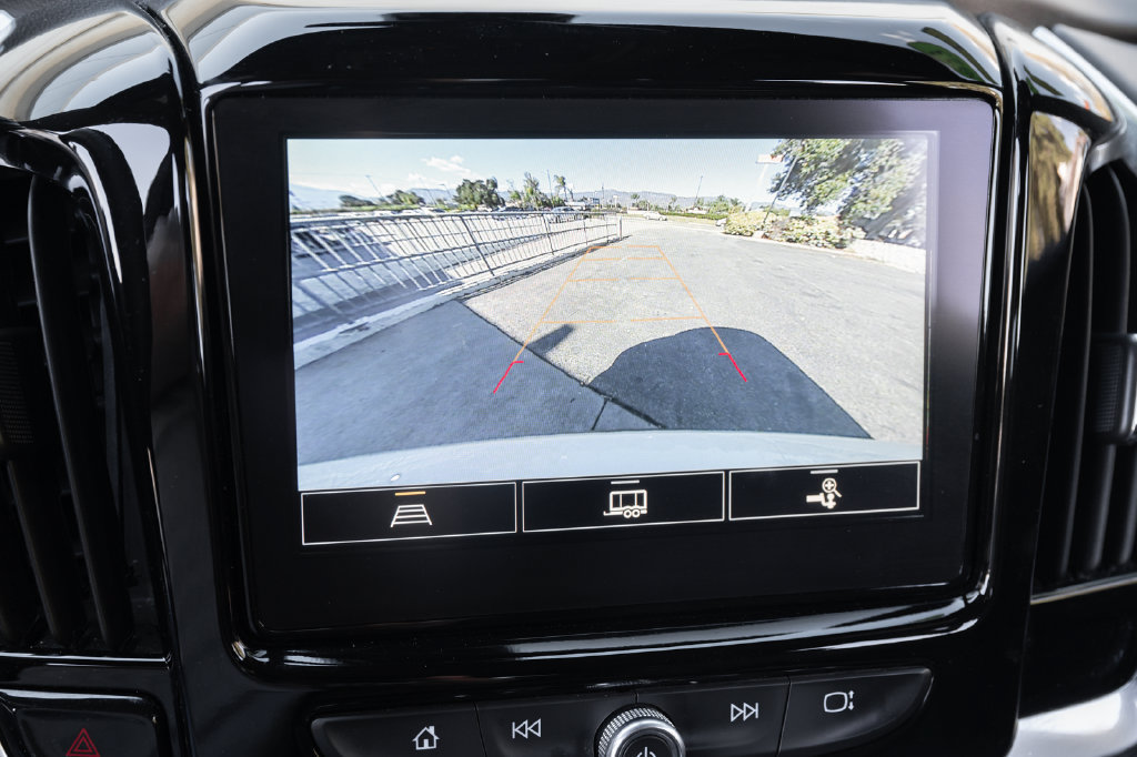 Used 2023 Chevrolet Traverse LT FWD image 30
