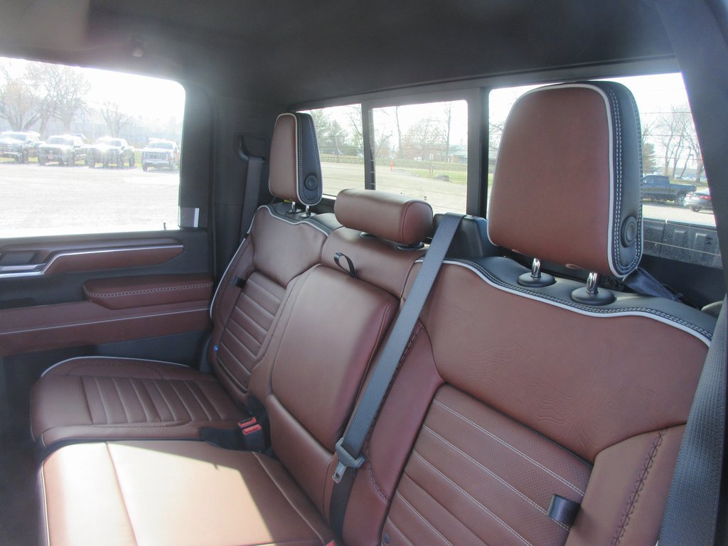 New 2026 GMC Sierra 2500 Denali Ultimate image 16