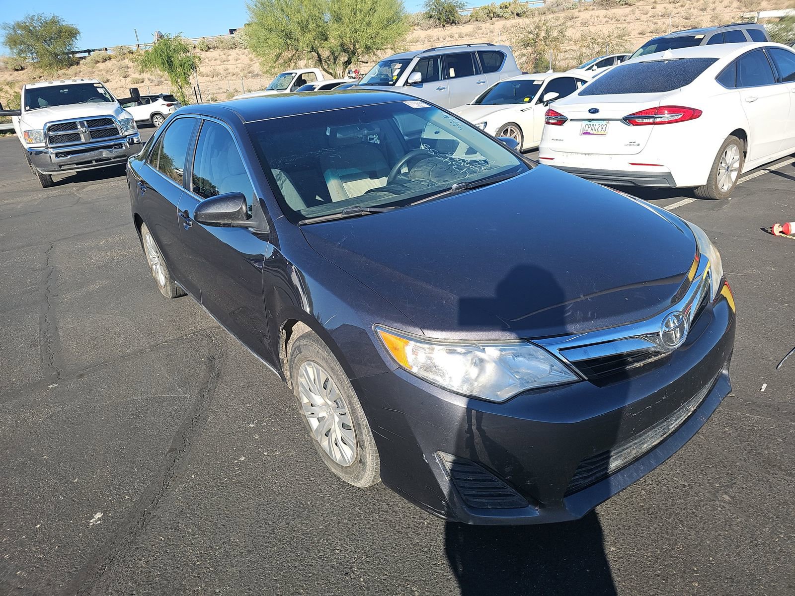 Used 2014 Toyota Camry LE image 3