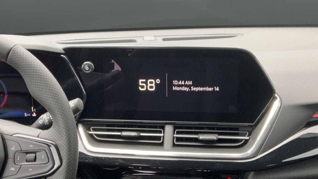 New 2026 Chevrolet Trax RS w/ Driver Confidence Package FWD image 22