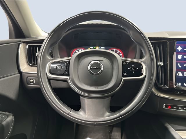 Used 2018 Volvo XC60 T6 Inscription w/ Convenience Package image 17