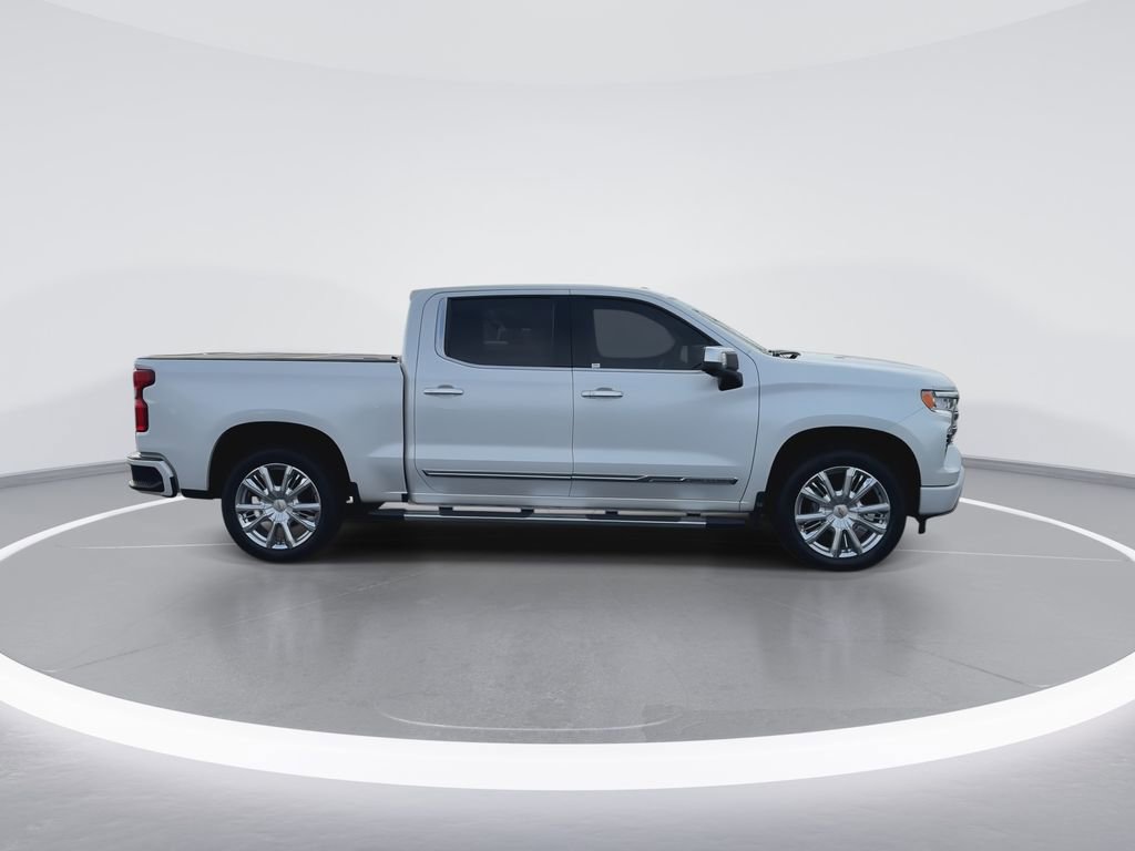 Used 2023 Chevrolet Silverado 1500 High Country w/ High Country Premium Package image 9