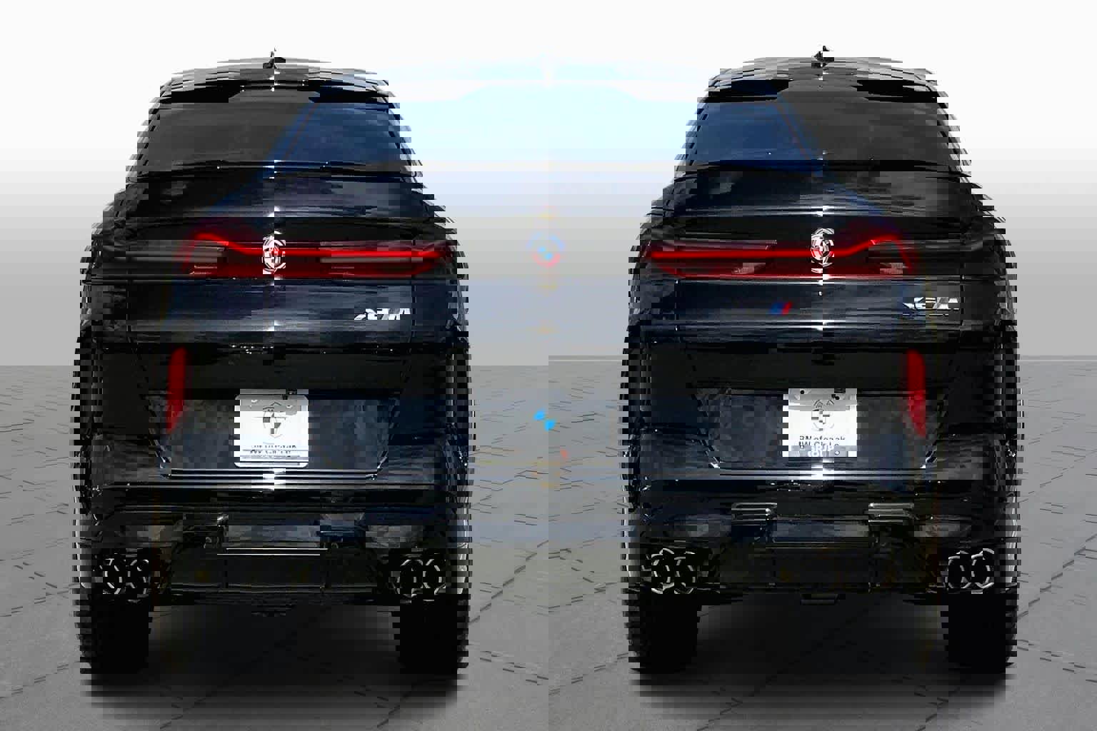 Used 2023 BMW X6 M w/ Executive Package image 4