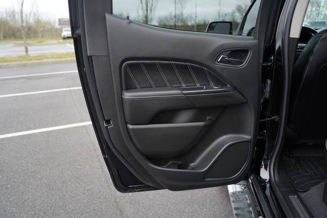 Used 2021 GMC Canyon Denali image 15