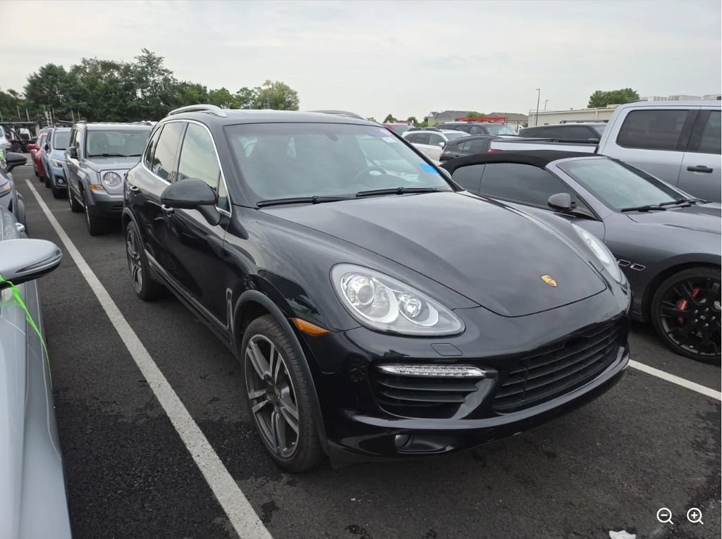 Used 2012 Porsche Cayenne Turbo AWD/4WD image 2