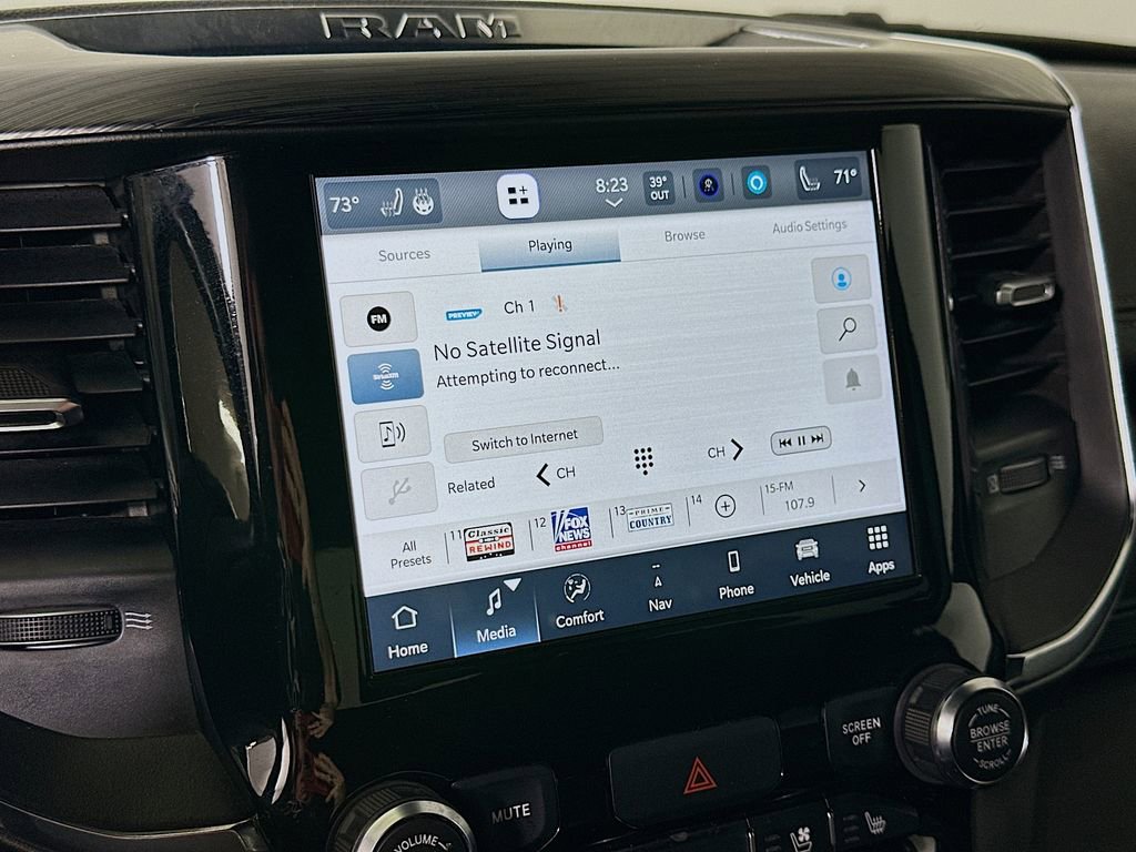 Used 2024 RAM 1500 Laramie image 30