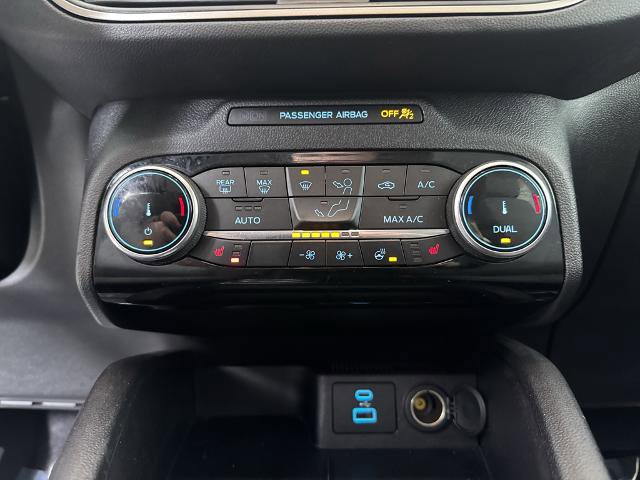 Certified 2022 Ford Escape SE w/ Cold Weather Package image 24