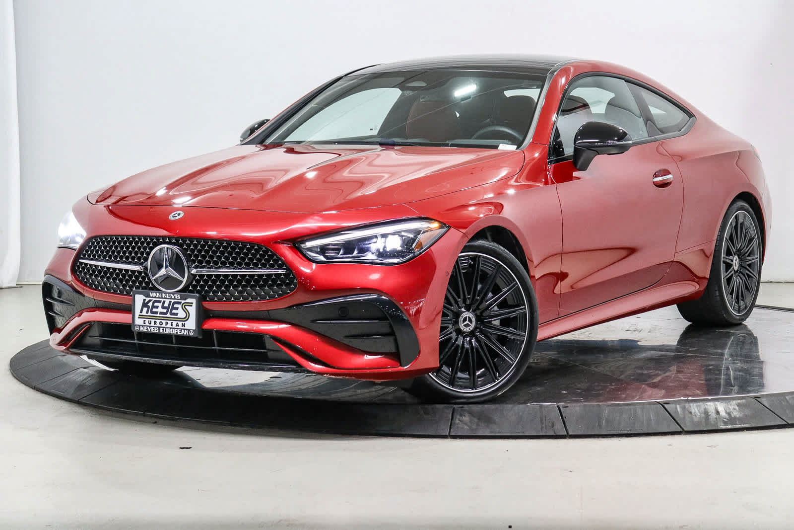 Certified 2026 Mercedes-Benz CLE 300 4MATIC Coupe image 1