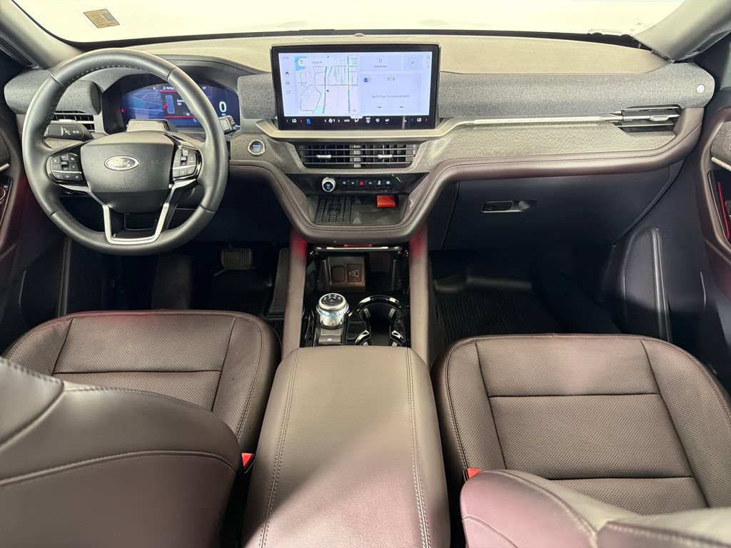 Used 2025 Ford Explorer Platinum w/ Ultimate Package AWD/4WD image 23