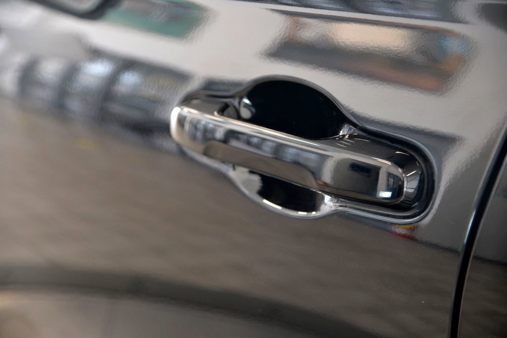 Used 2023 Honda Pilot EX-L image 13