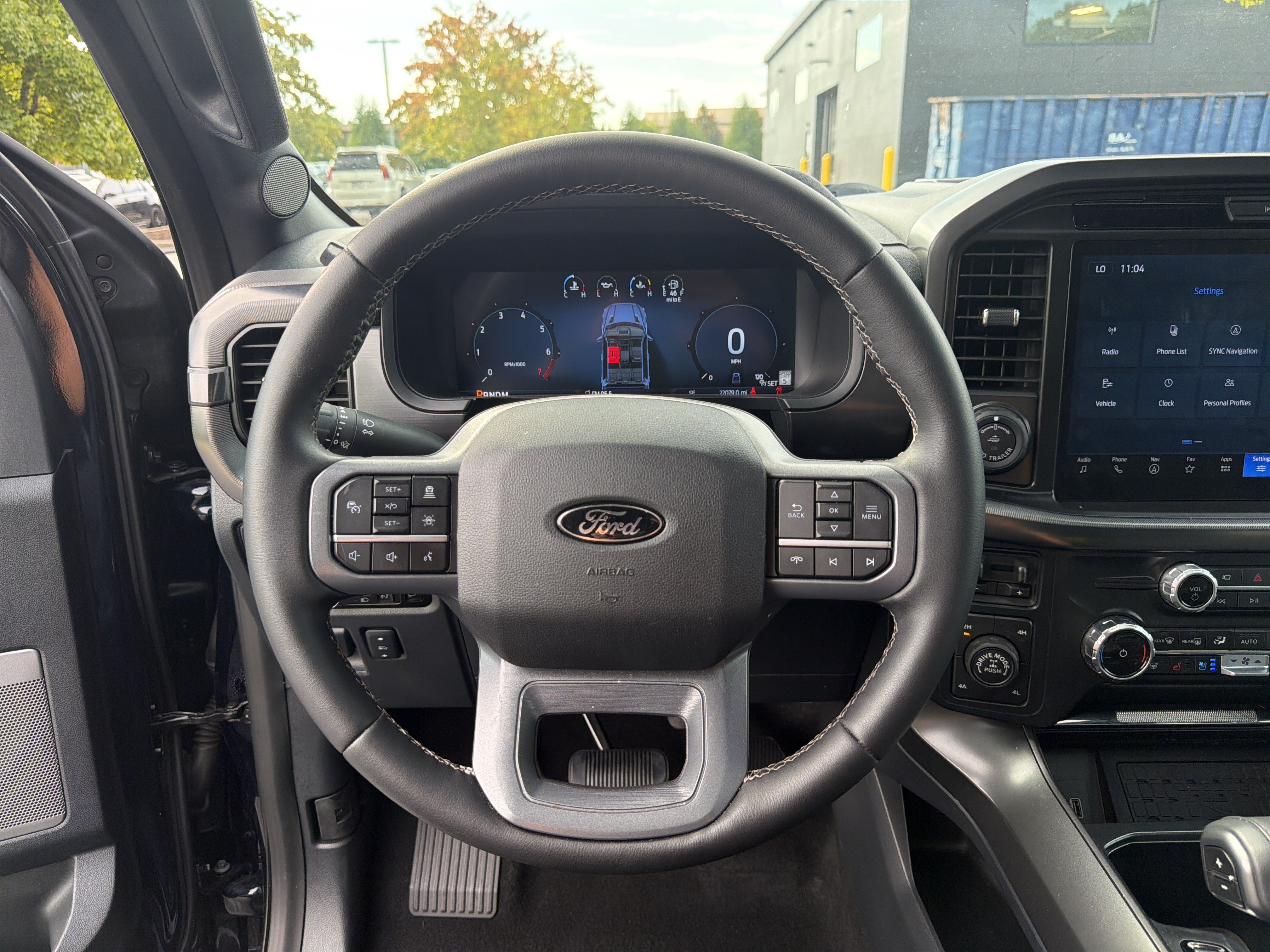 Used 2025 Ford F150 Lariat w/ Equipment Group 501A Mid AWD/4WD image 11