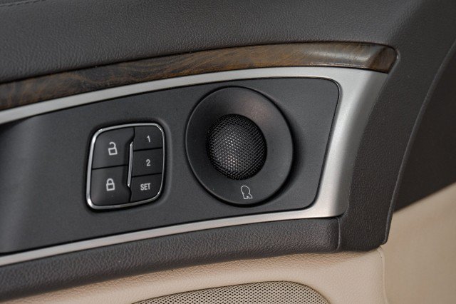 Used 2019 Lincoln MKZ Reserve FWD image 52