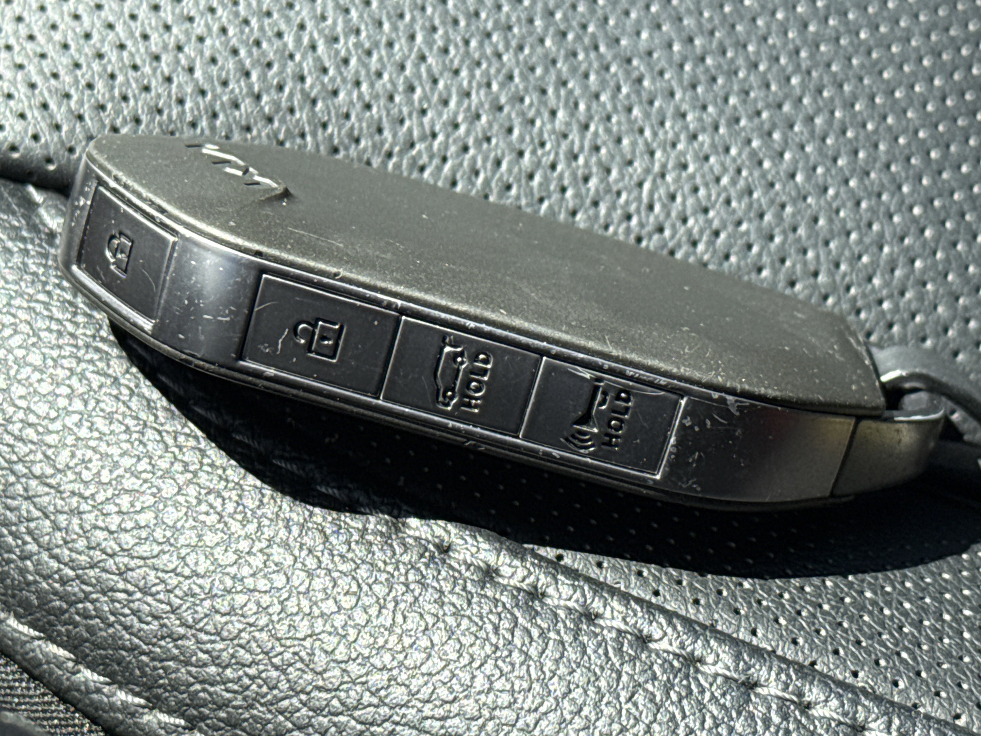 Used 2023 Kia Telluride EX image 4