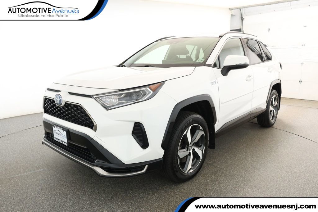 Used 2021 Toyota RAV4 SE