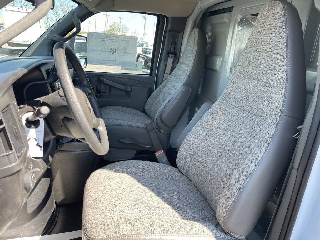 New 2025 Chevrolet Express 3500 w/ Power Convenience Package RWD image 7