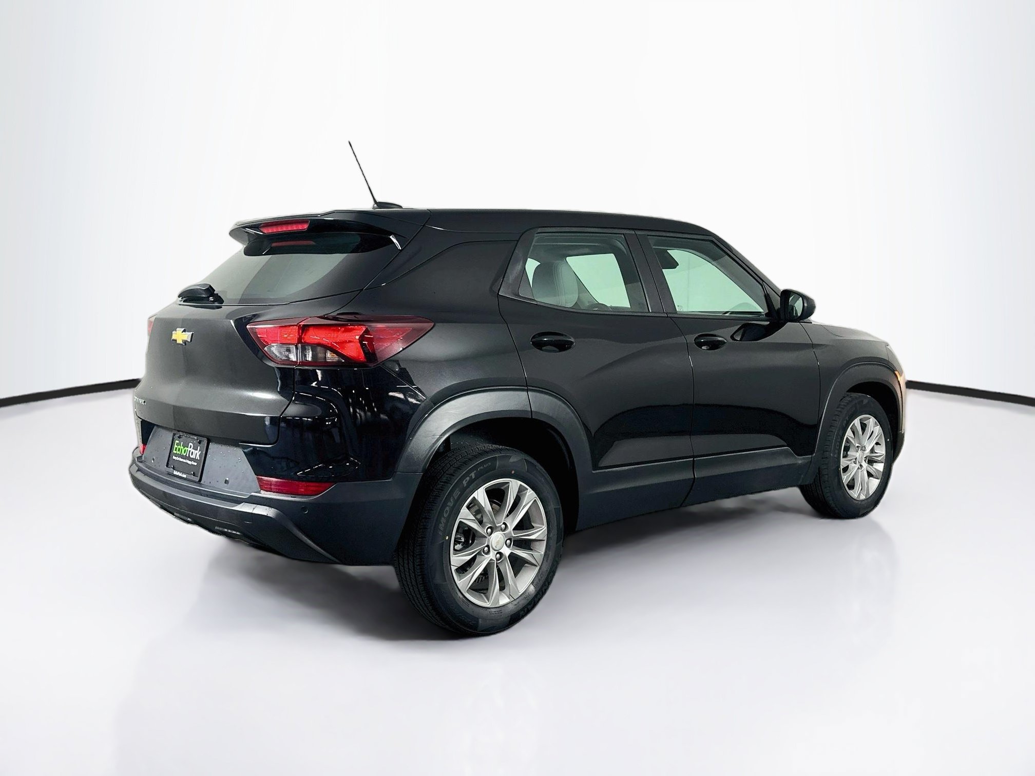 Used 2021 Chevrolet TrailBlazer LS FWD image 9