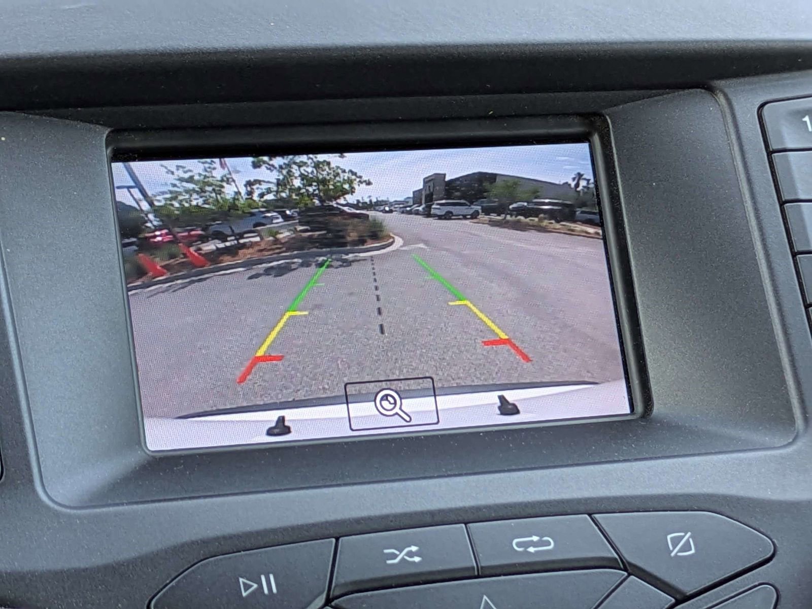 Certified 2019 Ford Edge SE FWD image 12