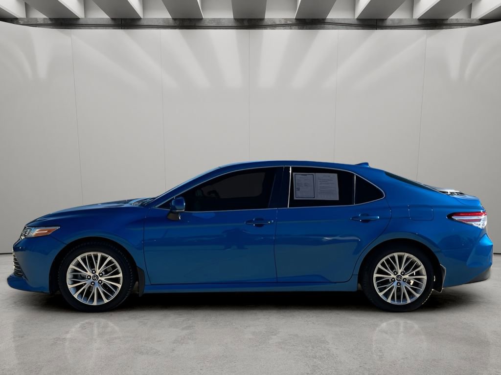 Used 2019 Toyota Camry XLE image 8