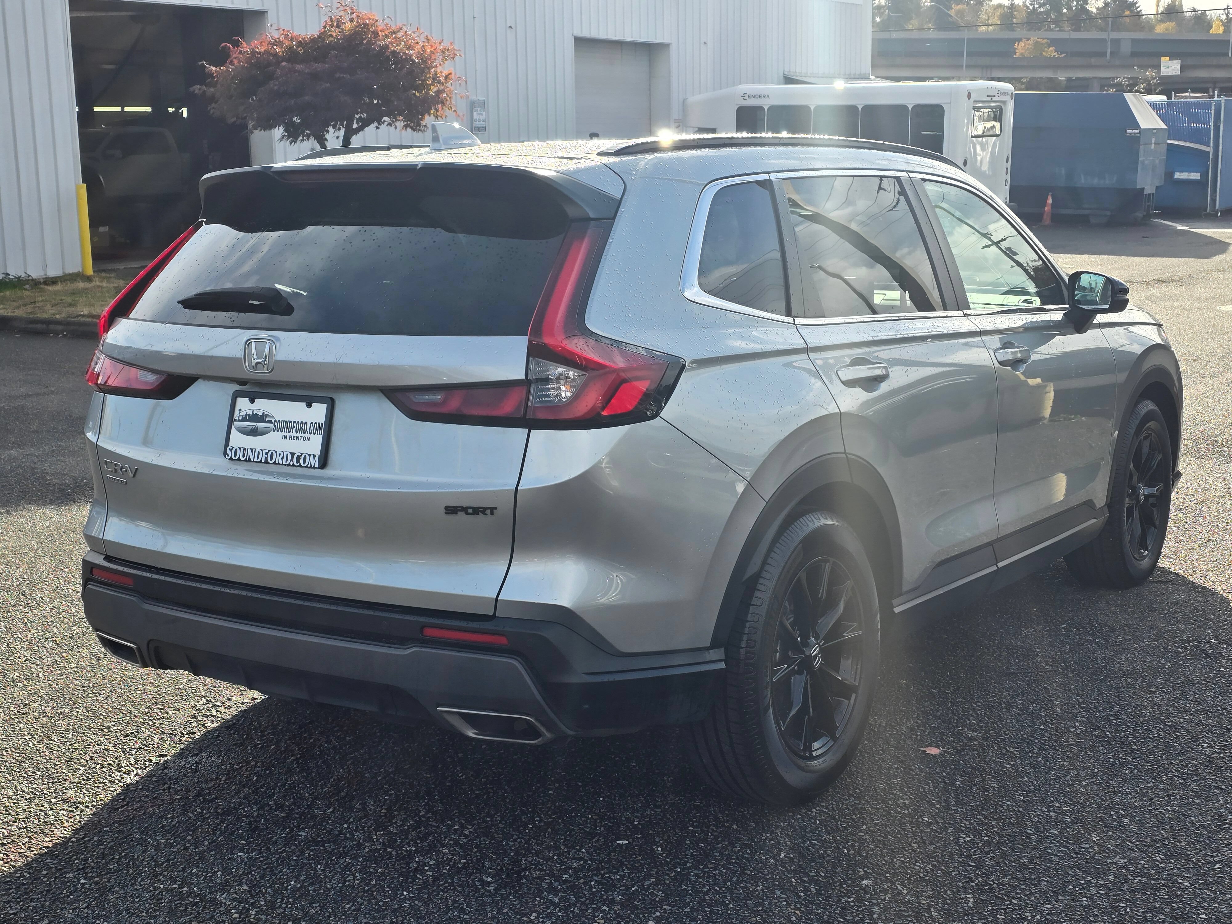 Used 2025 Honda CR-V Sport-L image 5