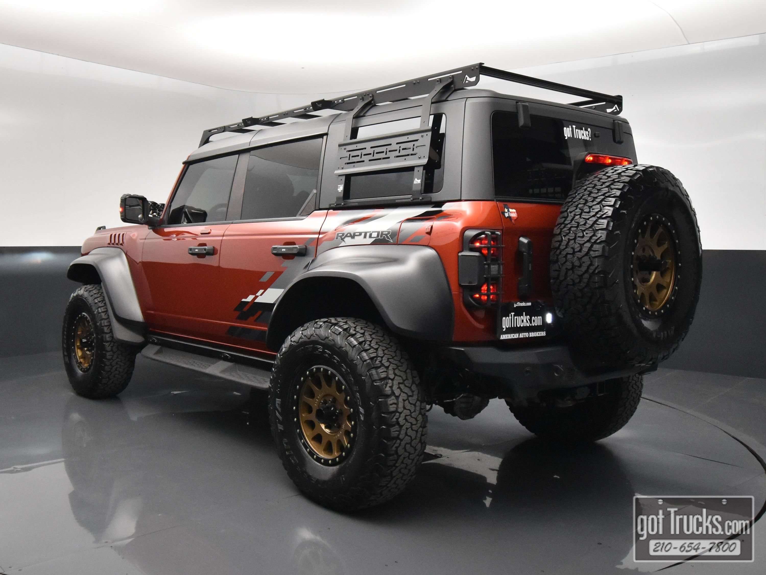 Used 2023 Ford Bronco Raptor AWD/4WD image 5