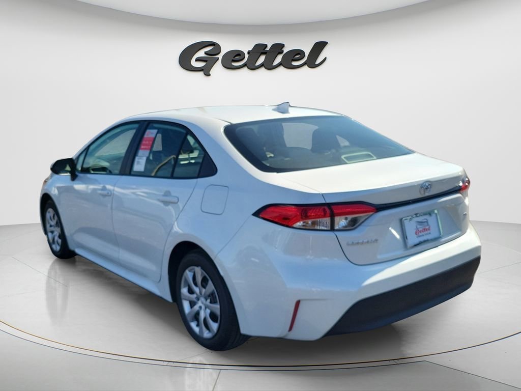 New 2026 Toyota Corolla LE FWD image 7