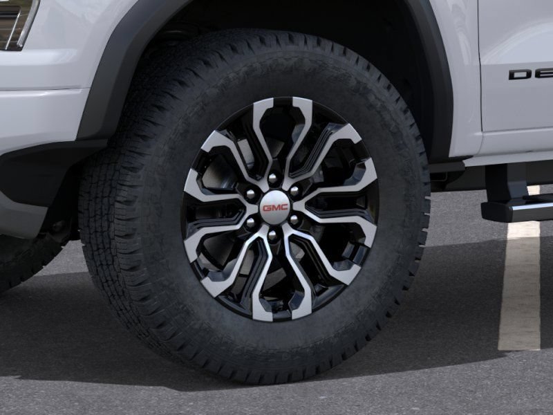 New 2026 GMC Canyon Denali w/ LPO, Black Badging Package AWD/4WD image 9