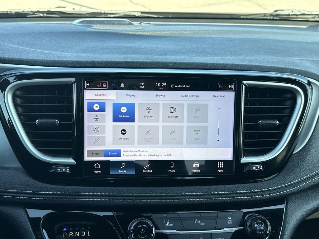 Used 2021 Chrysler Pacifica Touring w/ Uconnect Theater Family Group image 12