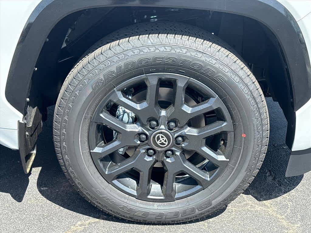 New 2026 Toyota Sequoia Platinum AWD/4WD image 32