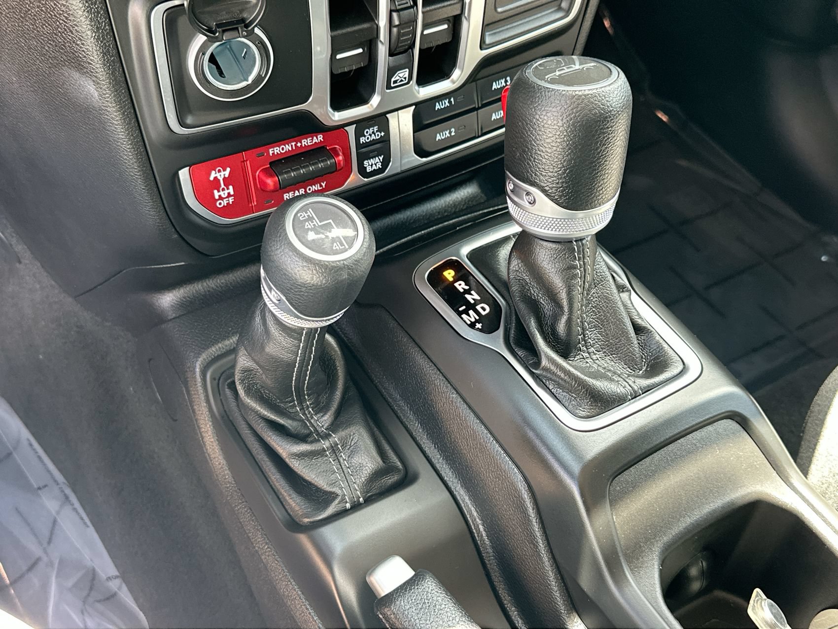 Used 2026 Jeep Gladiator Rubicon AWD/4WD image 19