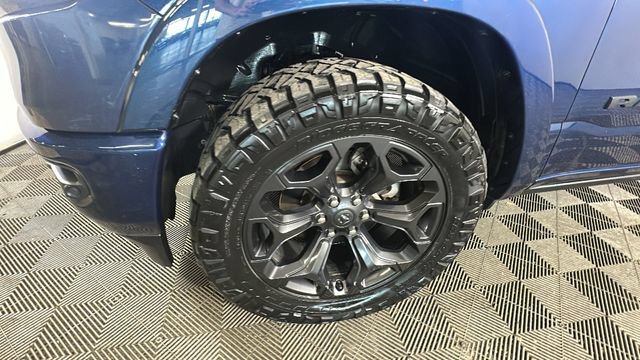 Used 2022 RAM 1500 Limited w/ Night Edition AWD/4WD image 9