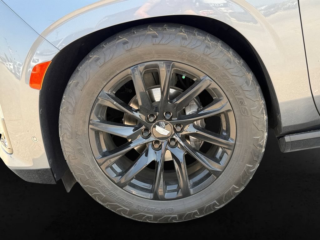 Used 2021 Cadillac Escalade Sport Platinum w/ LPO, ONYX Package AWD/4WD image 13