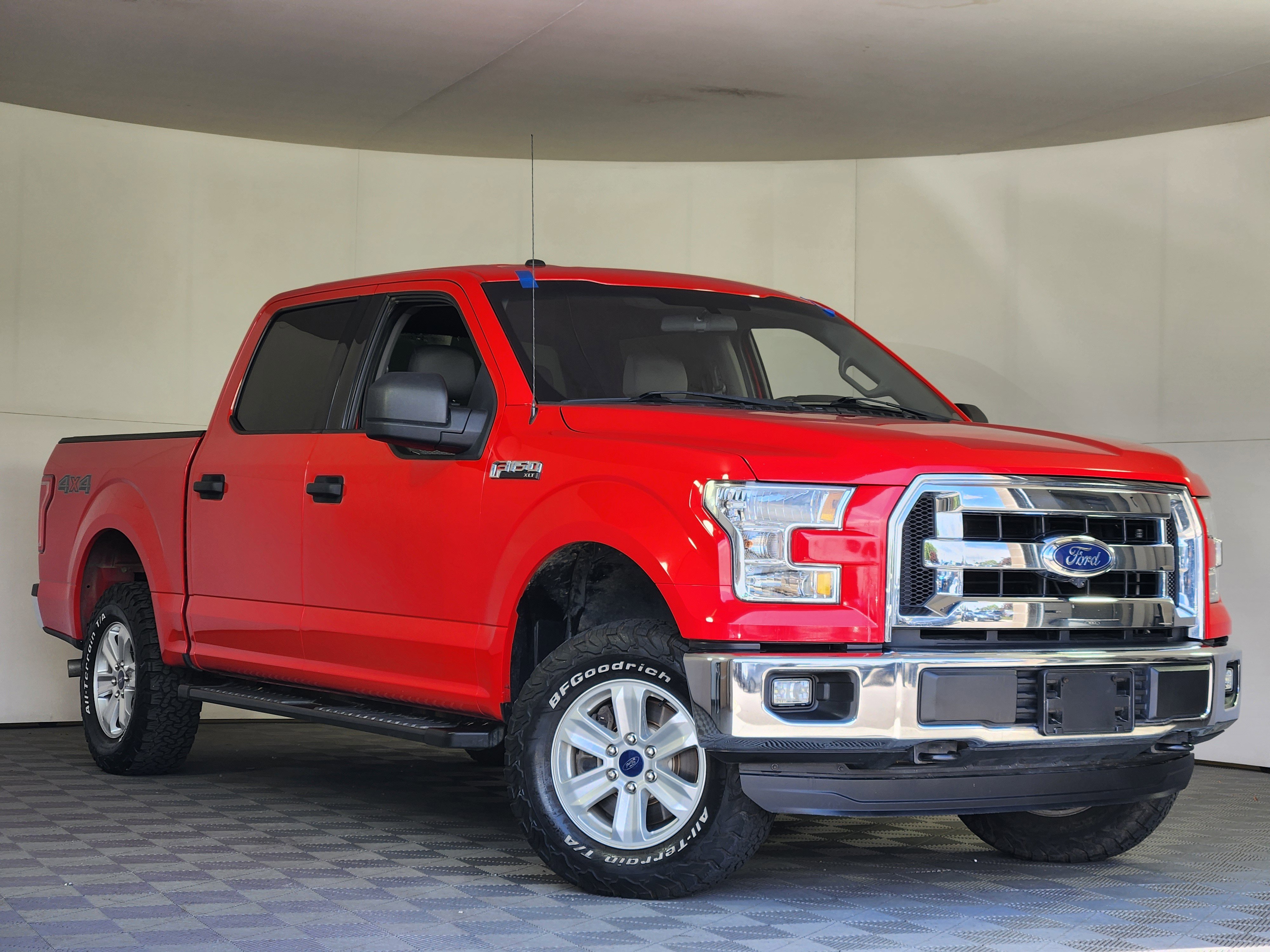 Used 2016 Ford F150 XLT AWD/4WD image 1