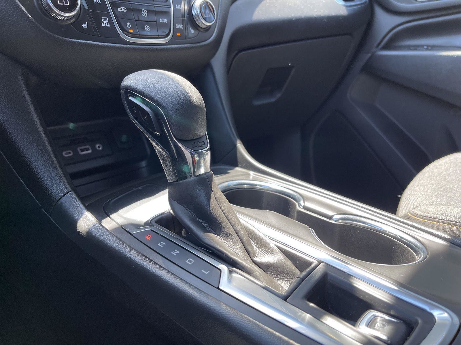 Used 2024 Chevrolet Equinox LT FWD image 29