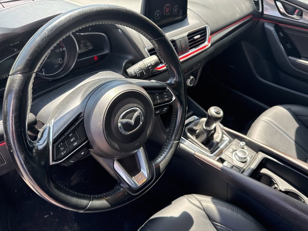 Used 2018 MAZDA MAZDA3 Grand Touring w/ Premium Equipment Package FWD image 21