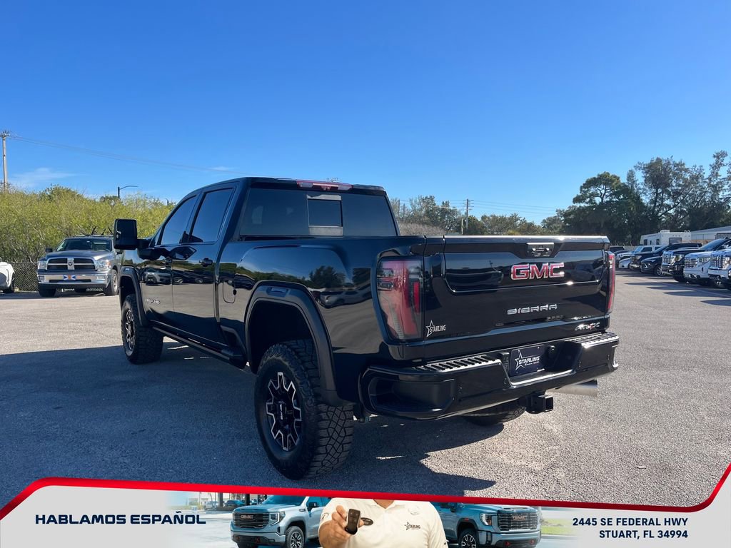 Used 2024 GMC Sierra 2500 AT4X image 5