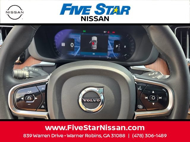 Used 2024 Volvo XC60 B5 Plus w/ Protection Package Premier AWD/4WD image 26