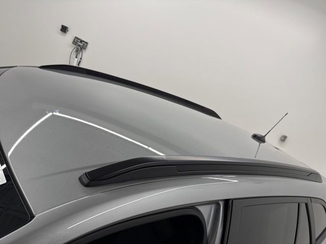 Used 2024 Chevrolet Trax LT w/ Driver Confidence Package FWD image 39