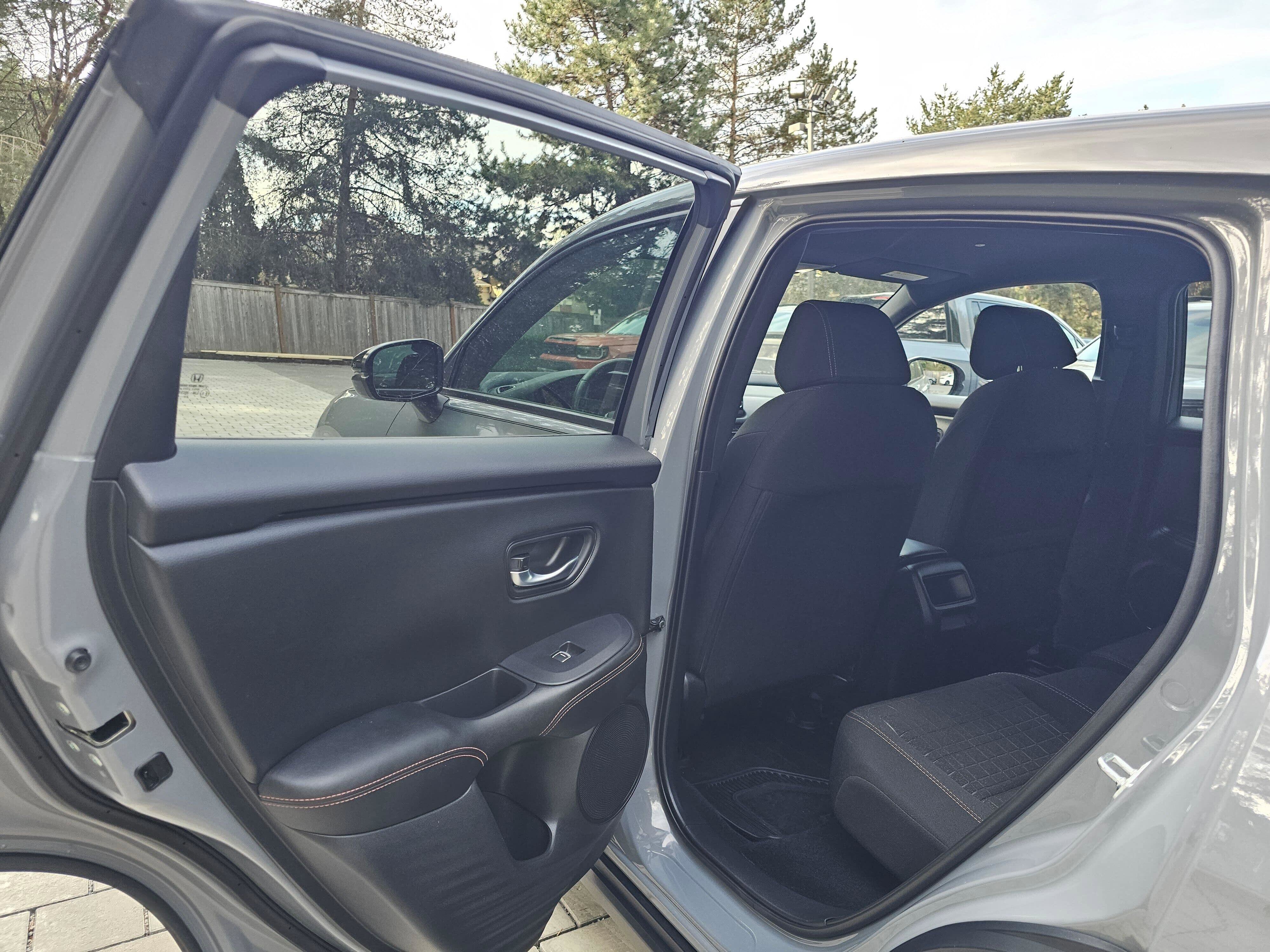 Certified 2025 Honda HR-V Sport image 16