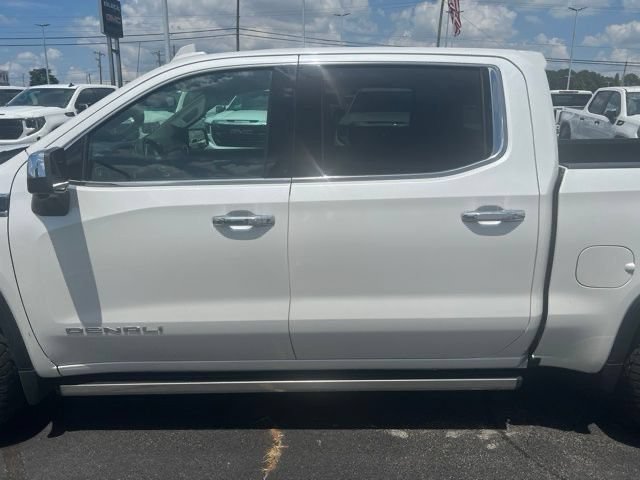 Certified 2022 GMC Sierra 1500 Denali w/ Denali Premium Package AWD/4WD image 3