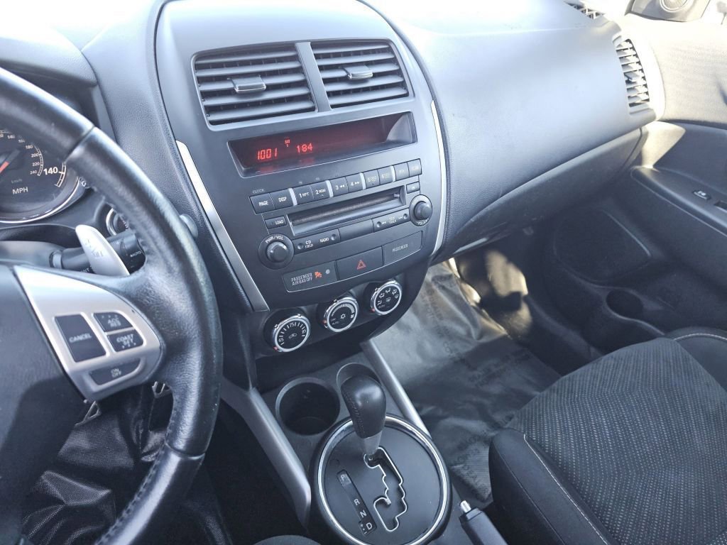 Used 2013 Mitsubishi Outlander Sport LE image 30