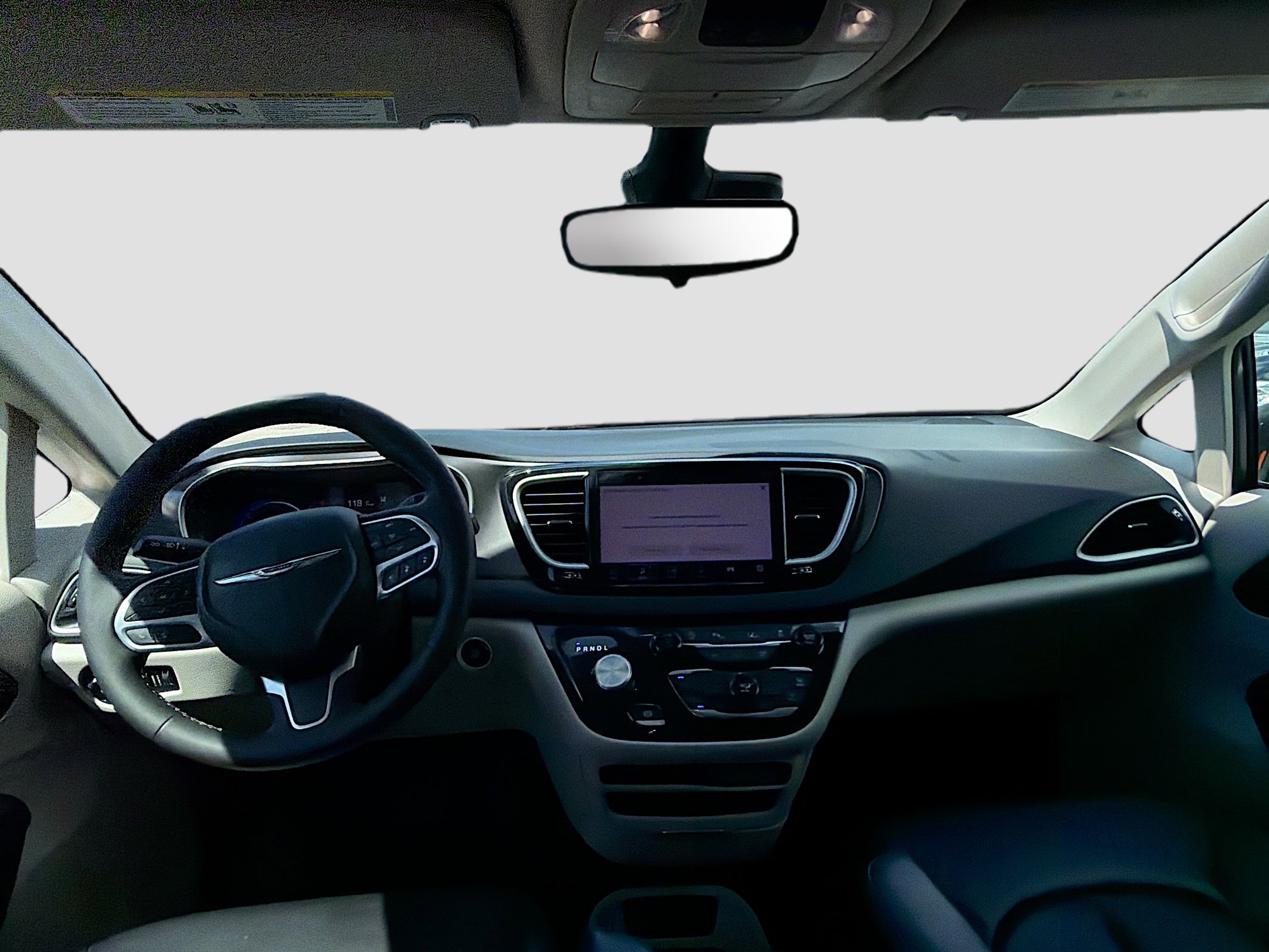 Used 2023 Chrysler Pacifica Touring-L image 16