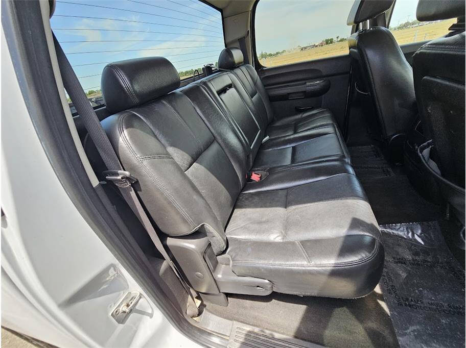 Used 2008 Chevrolet Silverado 1500 LT w/ Suspension Package, Off-Road AWD/4WD image 20