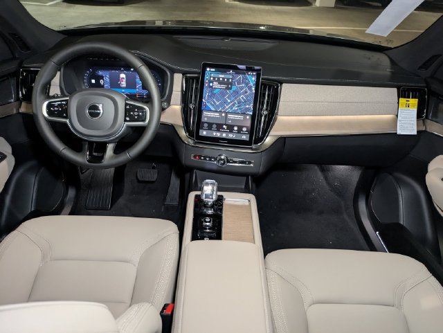 New 2026 Volvo XC90 T8 Plus w/ Protection Package AWD/4WD image 25