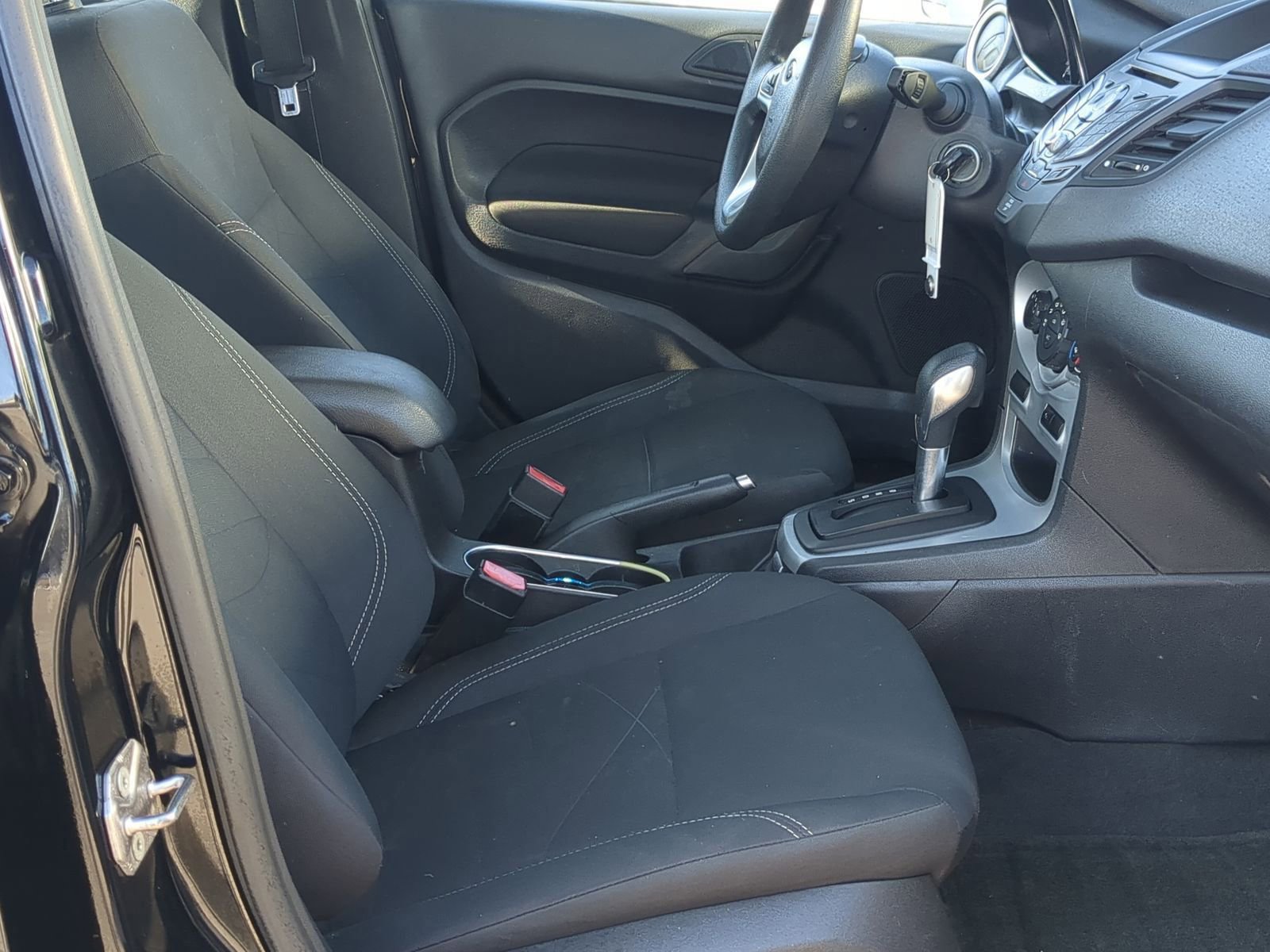 Certified 2018 Ford Fiesta SE image 23